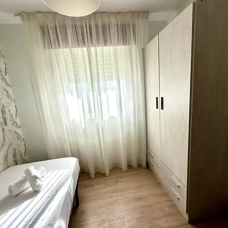 Exclusivo En Avenida Ortega Y Gasset Málaga